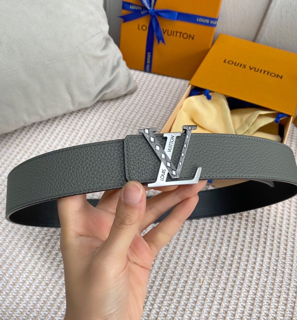 1:1 Replica Louis Vuitton Iconic Reversible LV Belt Grey LV Women Belt