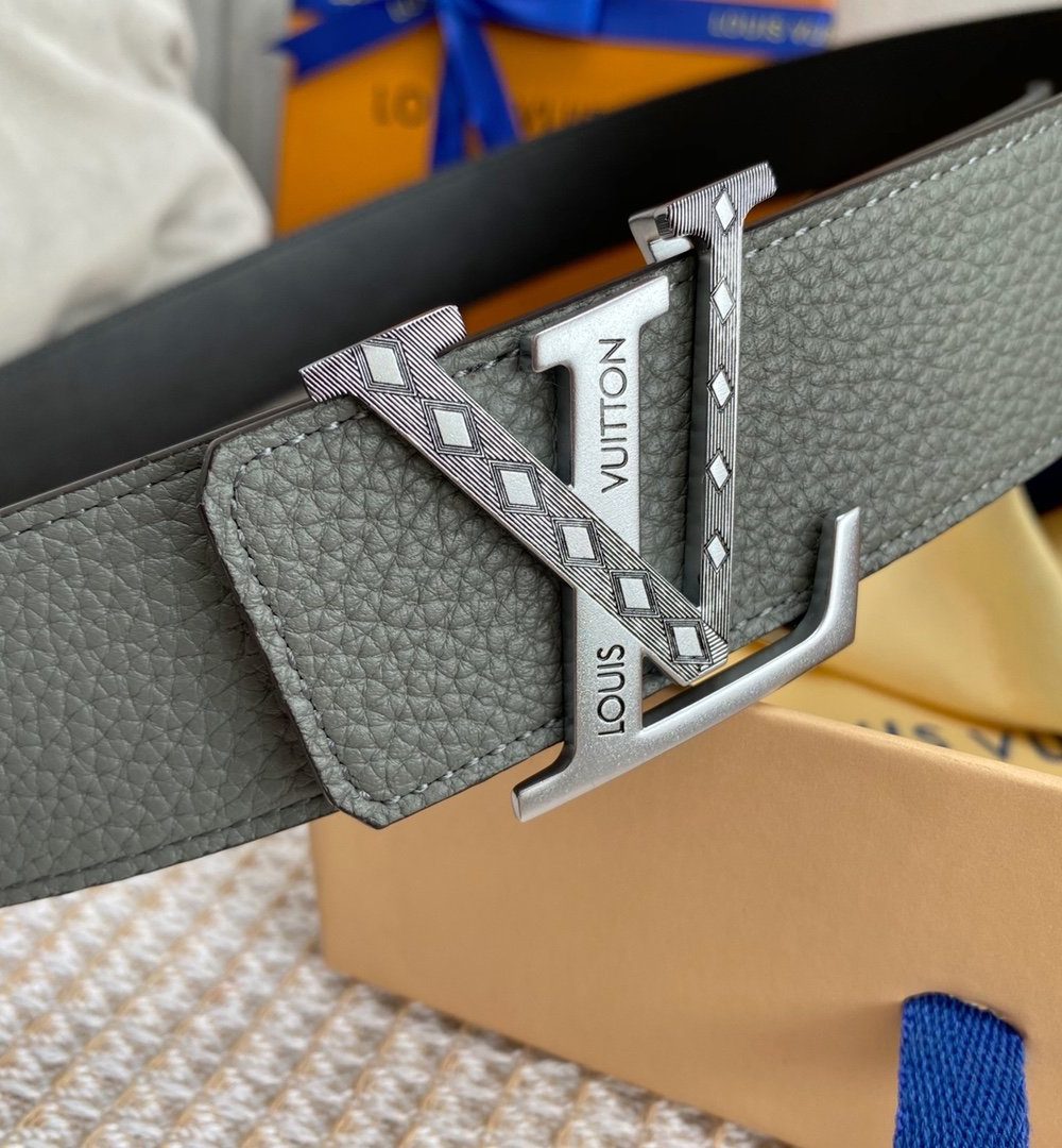 1:1 Replica Louis Vuitton Iconic Reversible LV Belt Grey LV Women Belt