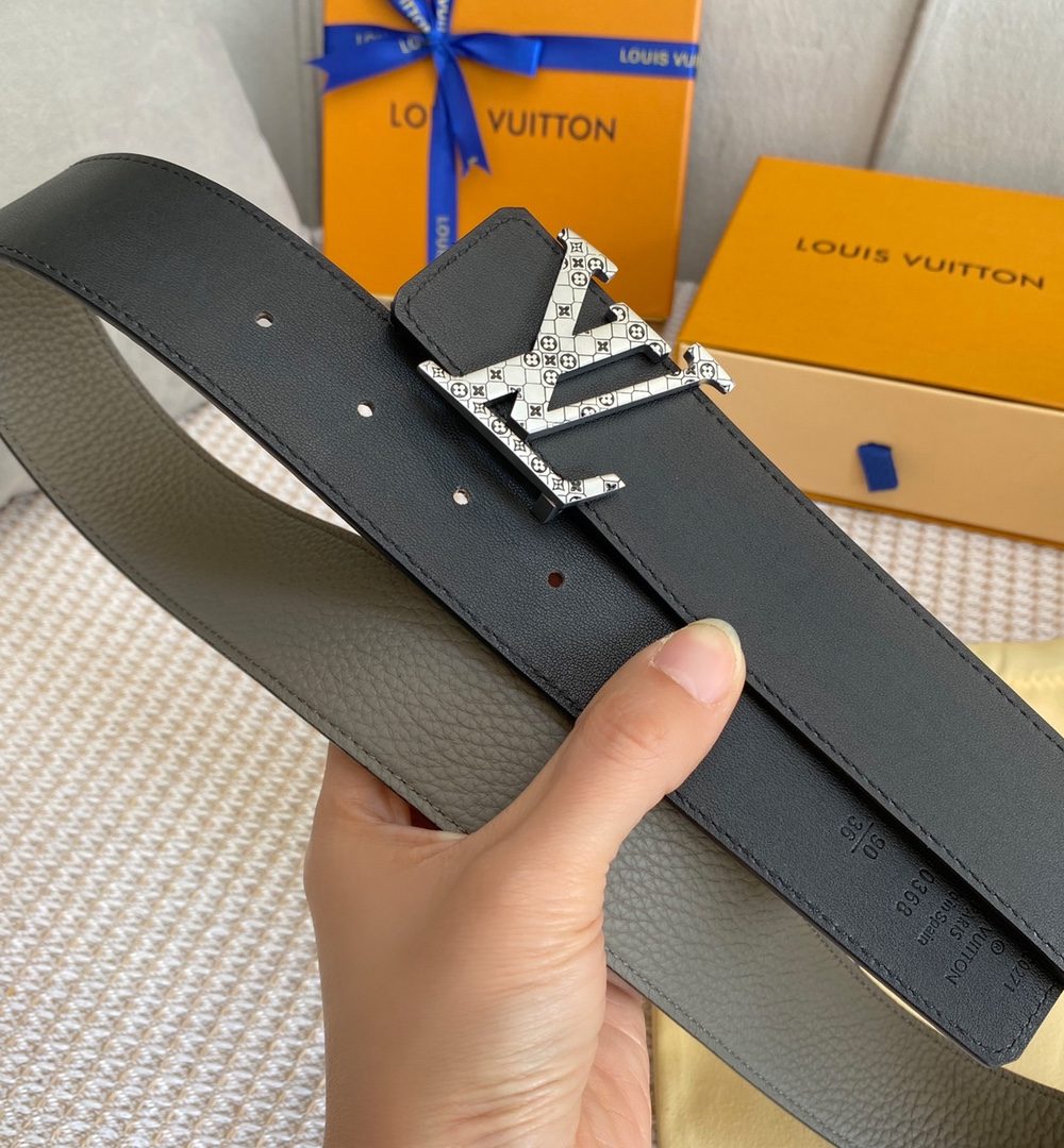 1:1 Replica Louis Vuitton Iconic Reversible LV Belt Grey LV Women Belt