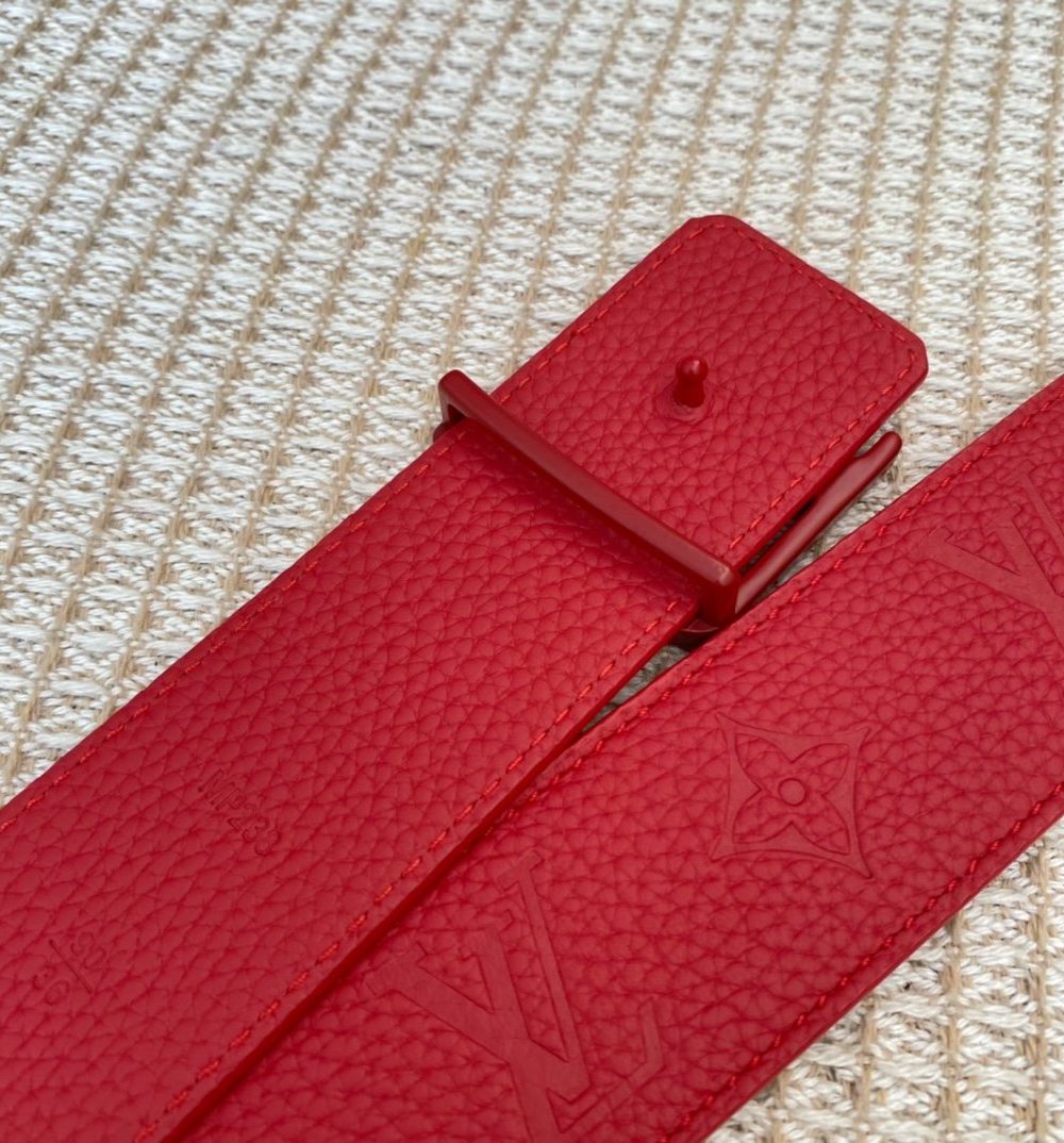 1:1 Replica Louis Vuitton Iconic Reversible LV Belt Red LV Women Belt