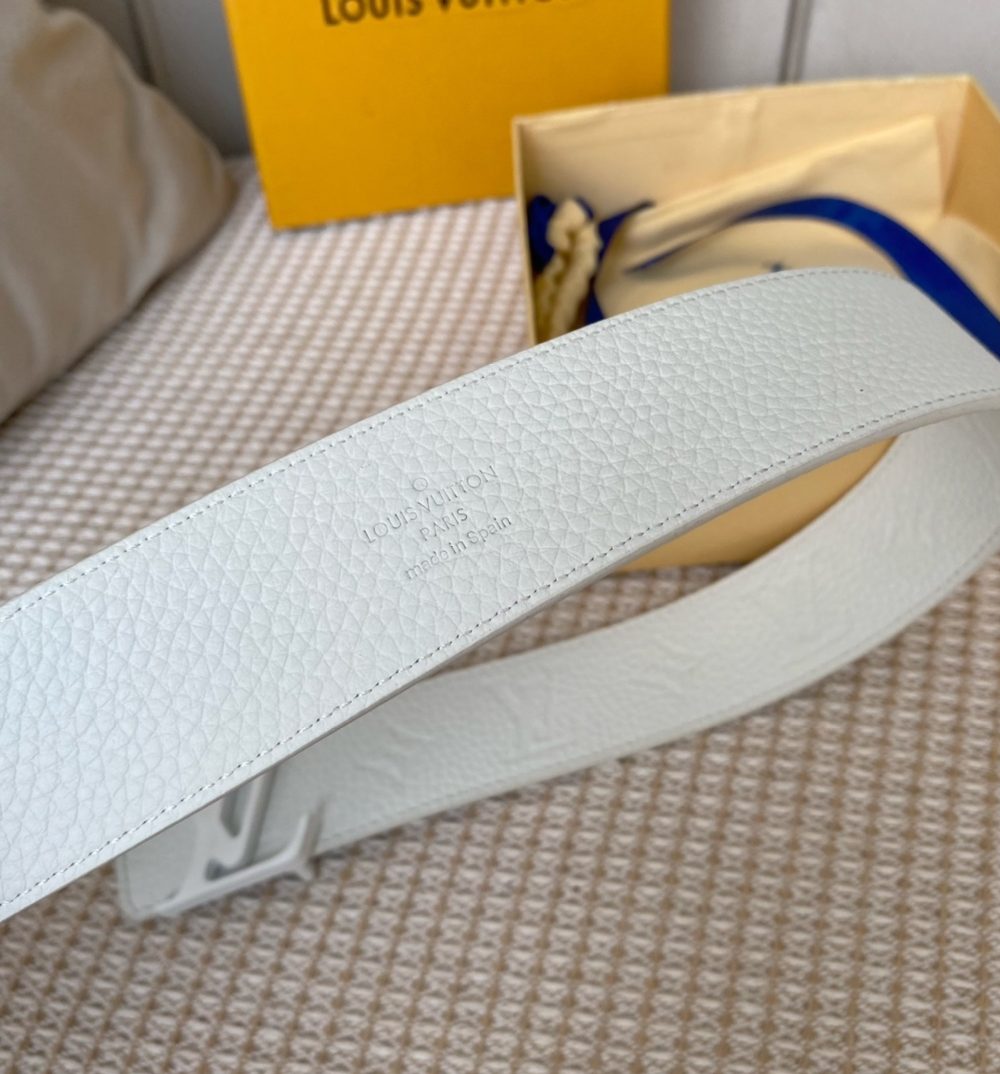 1:1 Replica Louis Vuitton Iconic Reversible LV Belt White LV Women Belt