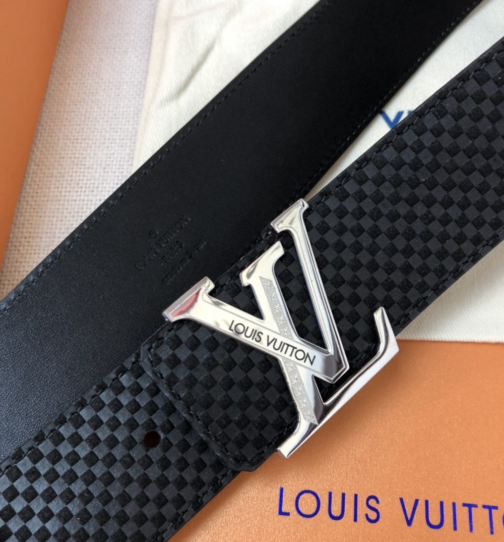 1:1 Replica Louis Vuitton Initiales LV Belt Damier Black With Silver Buckle LV Women Belt