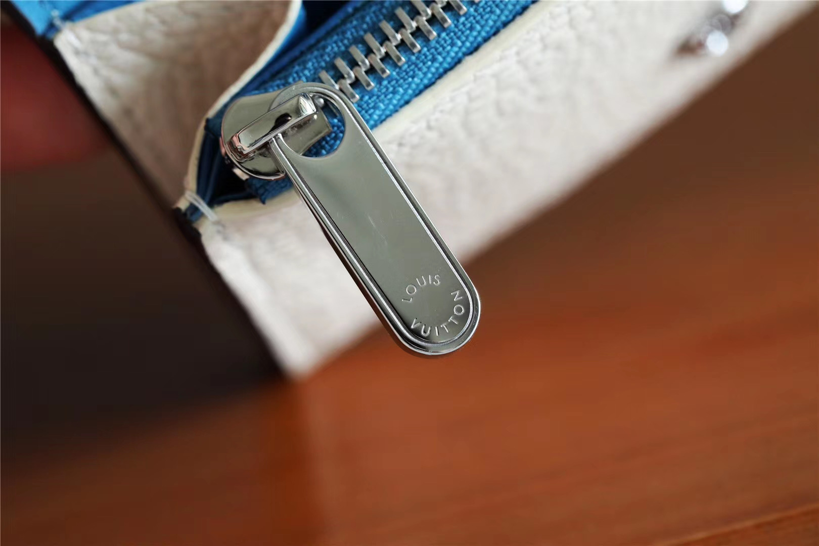 1:1 Replica Louis Vuitton Iris Compact Wallet Mahina White For Women, Women's Wallets 4.2in/12cm LV - Image 8