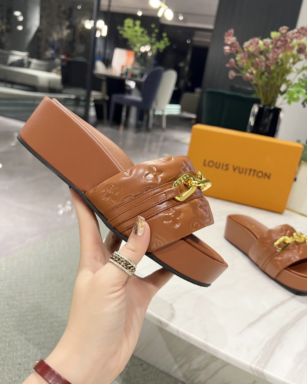 Louis Vuitton Jumbo Flatform Mule Brown For Women LV