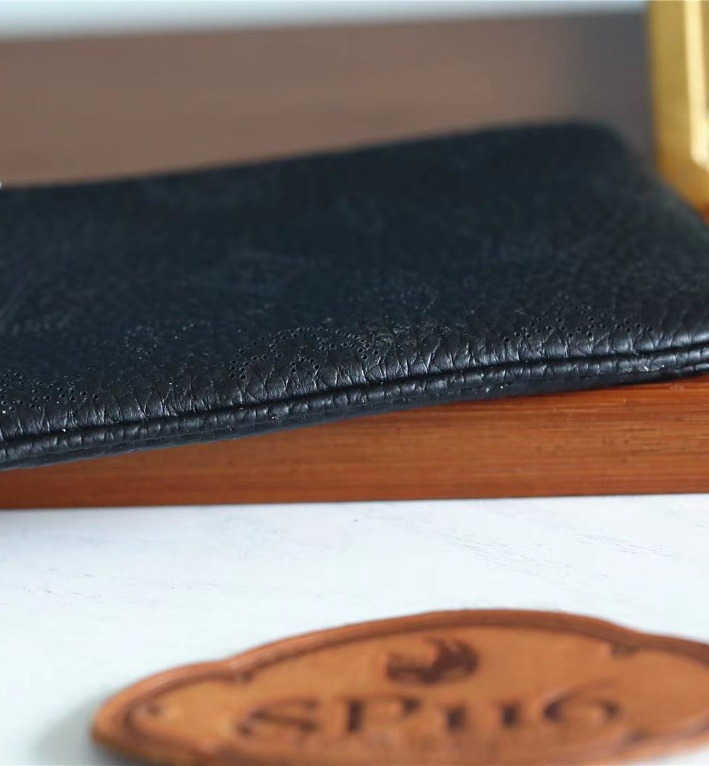 1:1 Replica Louis Vuitton Key Pouch Mahina Black For Women, Women's Wallets 5.1in/13cm LV