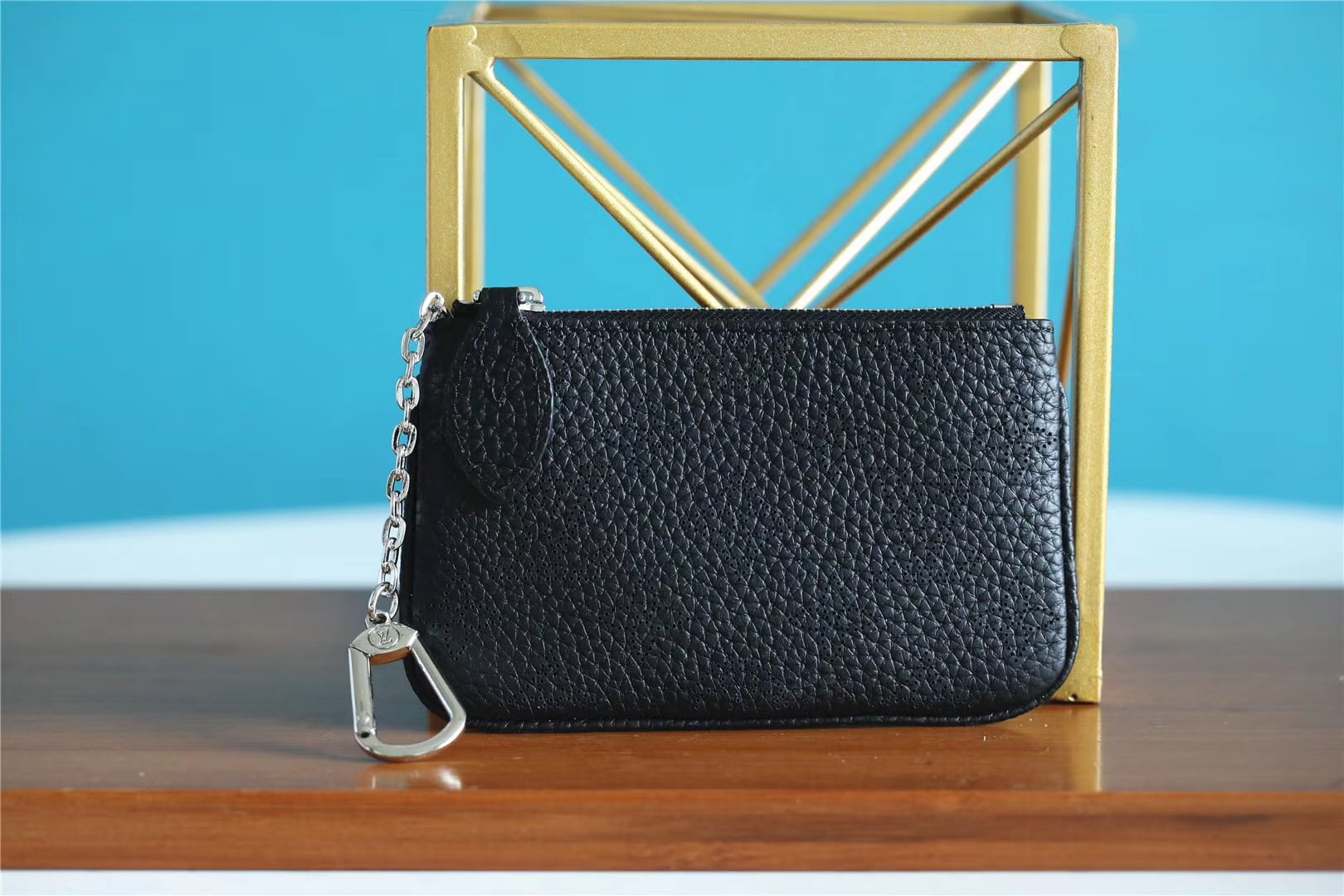 1:1 Replica Louis Vuitton Key Pouch Mahina Black For Women, Women's Wallets 5.1in/13cm LV