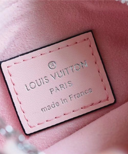 1:1 Replica Louis Vuitton Key Pouch Mahina Magnolia Pink For Women, Women's Wallets 5.1in/13cm LV M69508