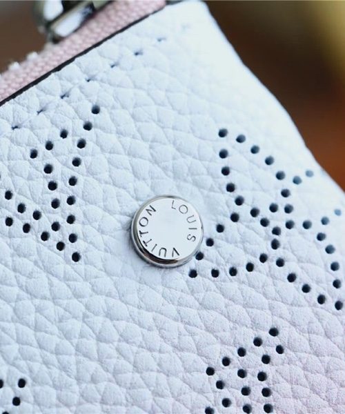 1:1 Replica Louis Vuitton Key Pouch Mahina Magnolia Pink For Women, Women's Wallets 5.1in/13cm LV M69508