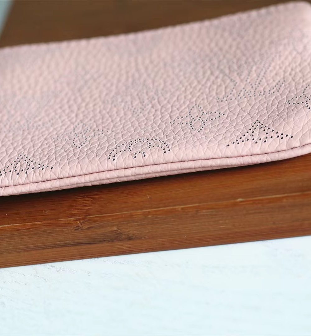 1:1 Replica Louis Vuitton Key Pouch Mahina Magnolia Pink For Women, Women's Wallets 5.1in/13cm LV M69508