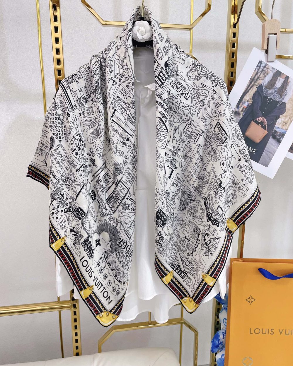 Louis Vuitton Louis in a Comic Shawl White 117cm/46in