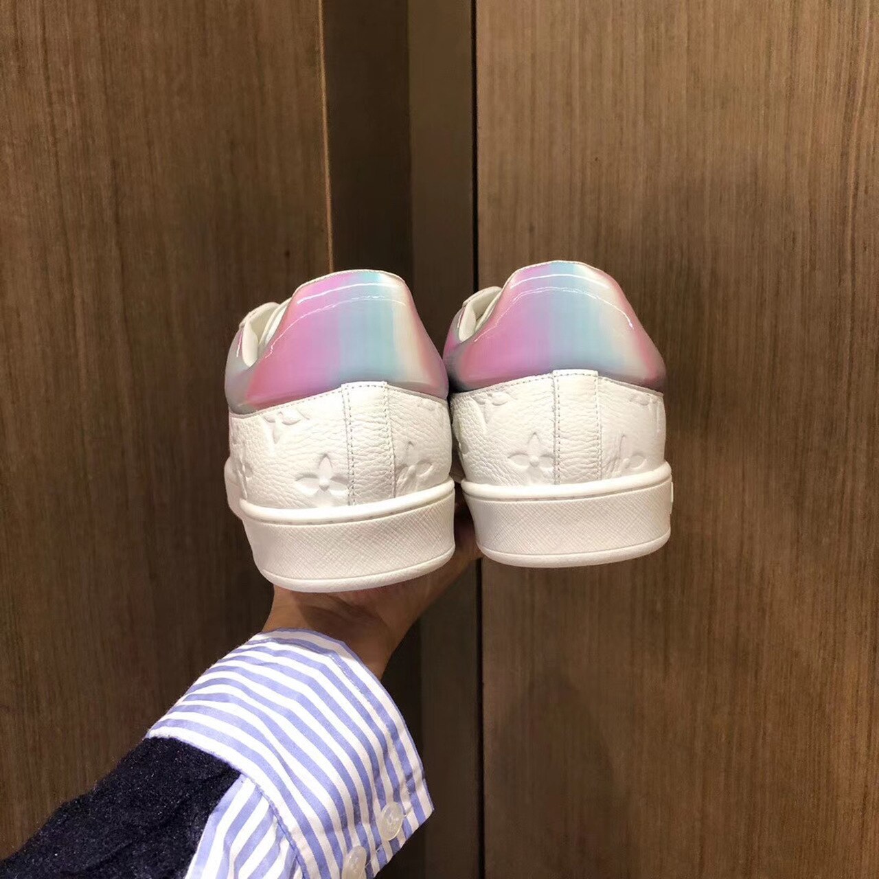 Louis Vuitton Luxembourg Sneaker Monogram Canvas White For Women LV - Image 4