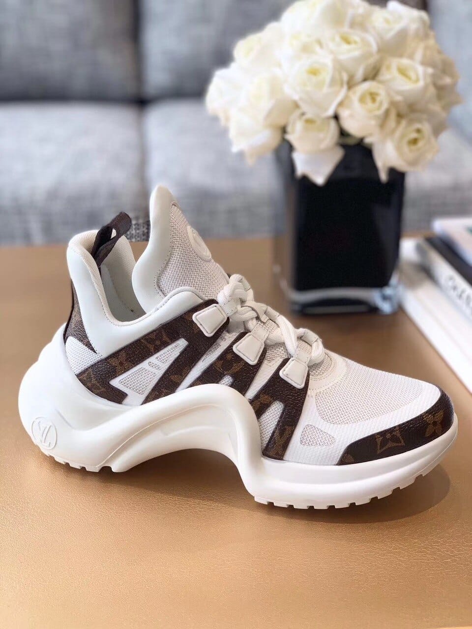 Louis Vuitton LV Archlight Sneaker Patent Monogram Material And Technical Fabrics White For Women LV 1A43L1 - Image 2