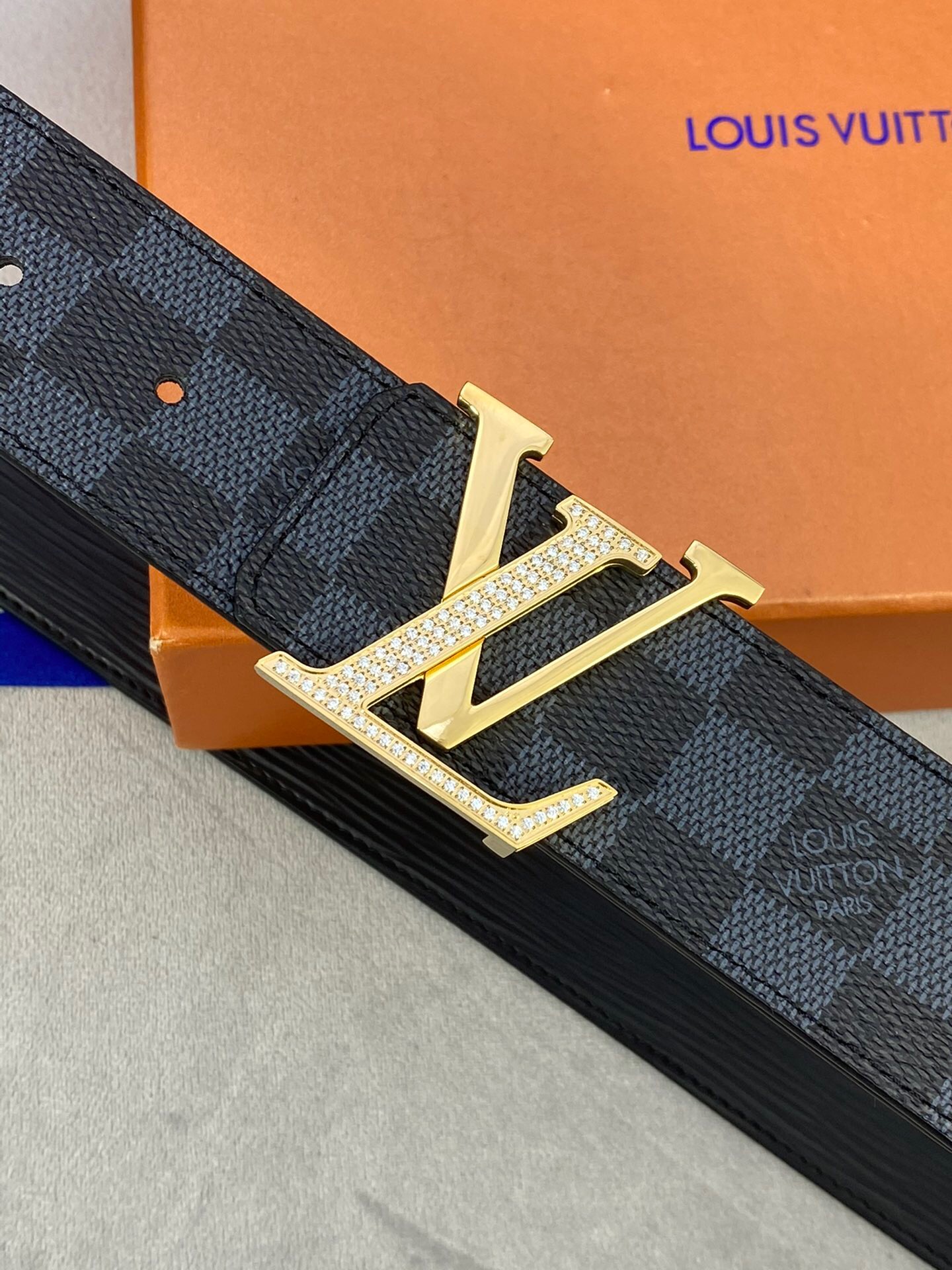 1:1 Replica Louis Vuitton LV Beaded Reversible Belt Damier Eclipse, LV Women Belt - Image 2