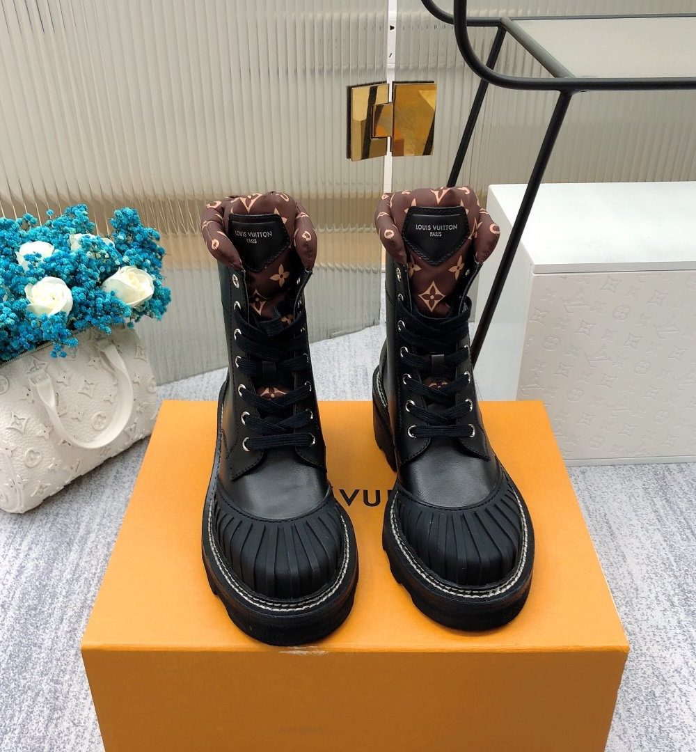 Louis Vuitton LV Beaubourg Ankle Boot Black For Women LV 1A94N6