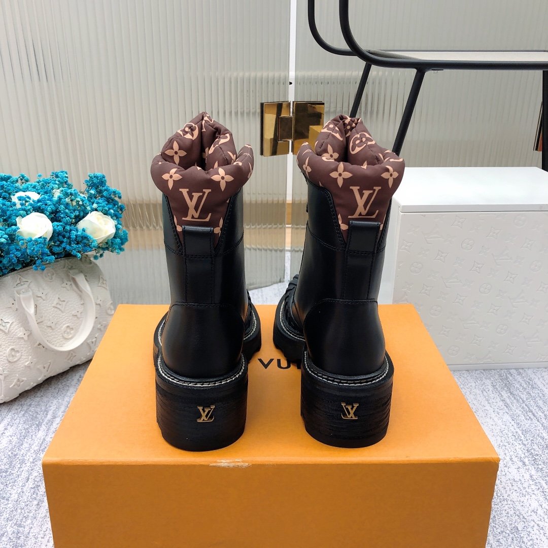 Louis Vuitton LV Beaubourg Ankle Boot Black For Women LV 1A94N6 - Image 6