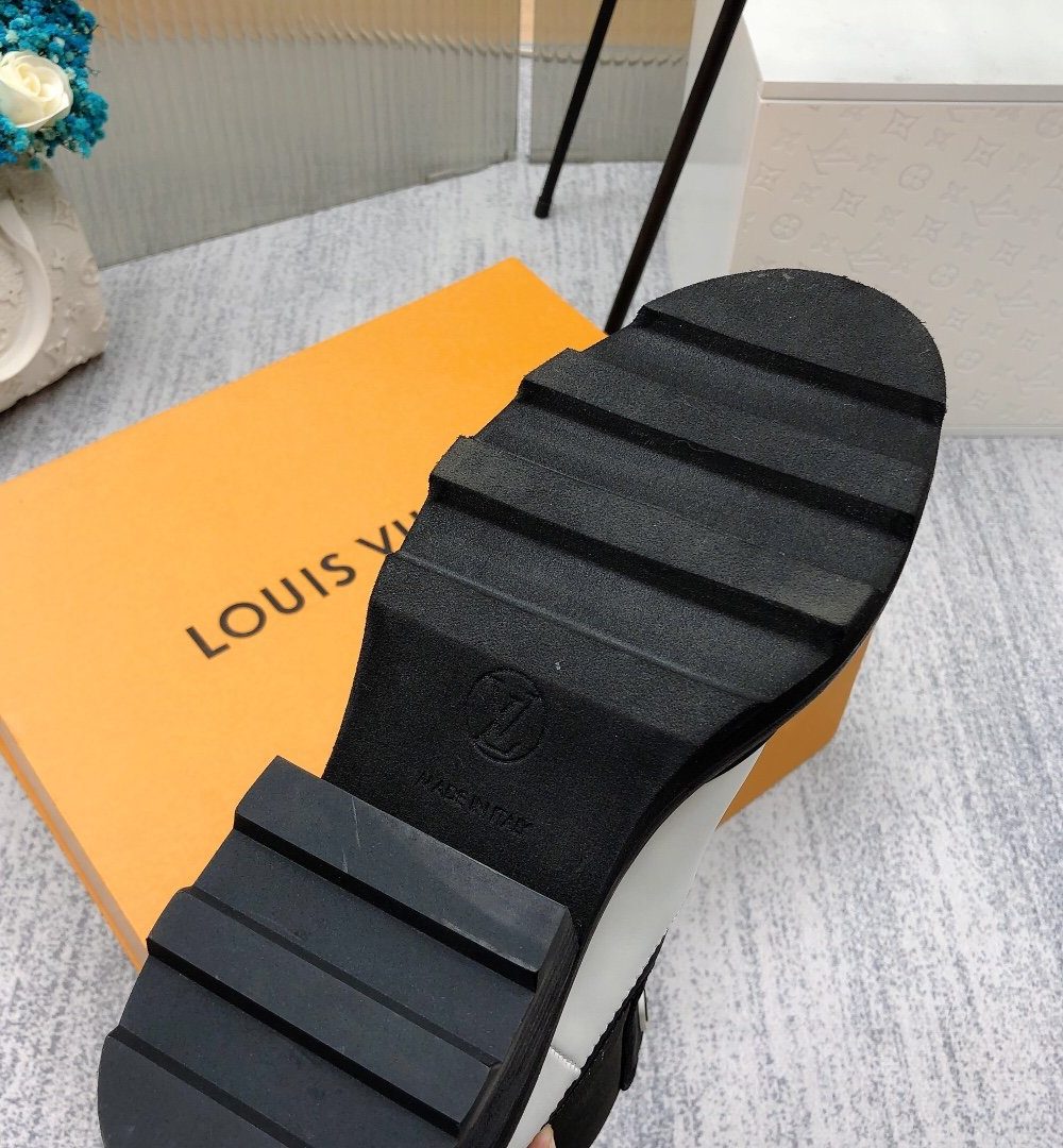 Louis Vuitton LV Beaubourg Ankle Boot Neoprene Black/White For Women LV 1A9GYE