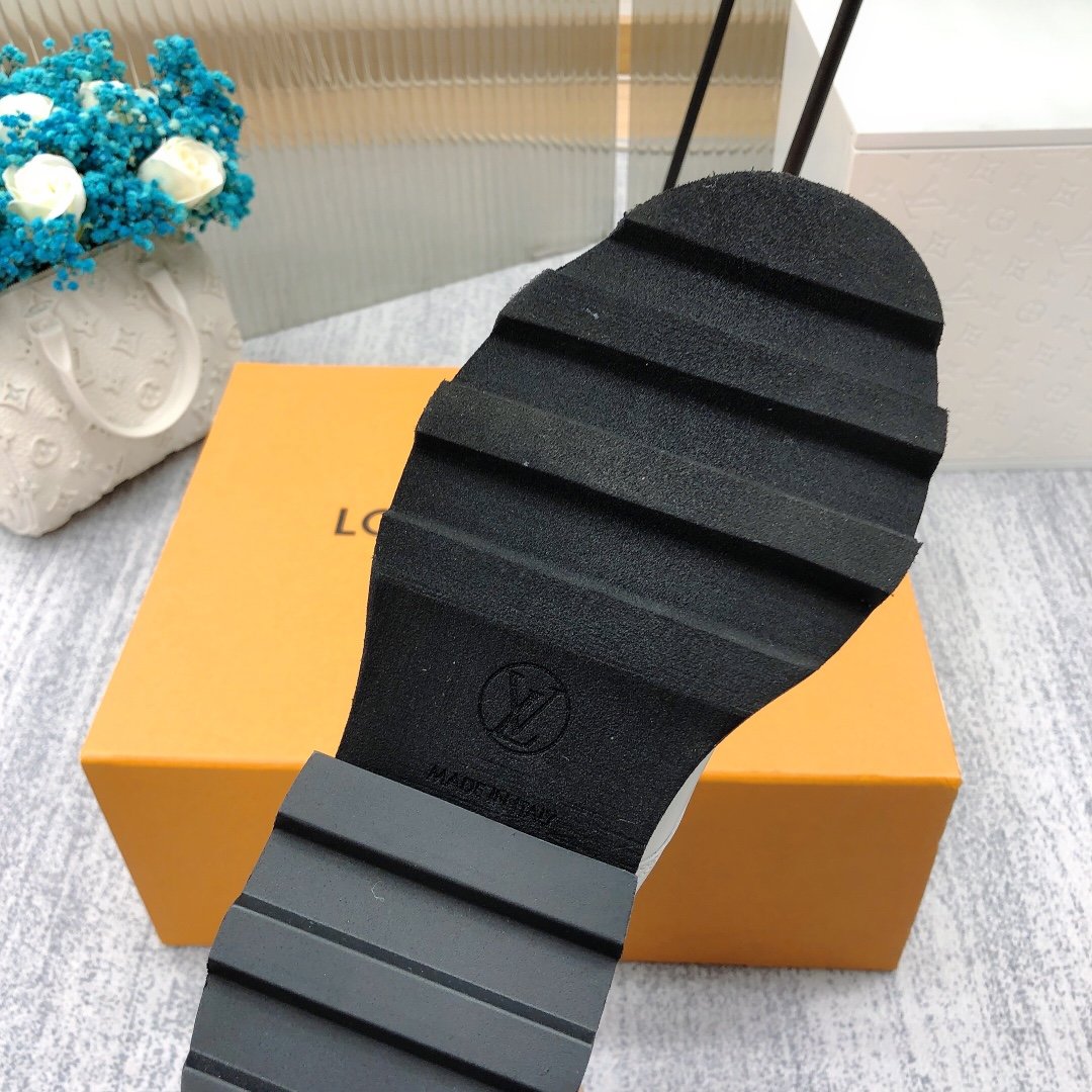 Louis Vuitton LV Beaubourg Ankle Boot White For Women LV - Image 2