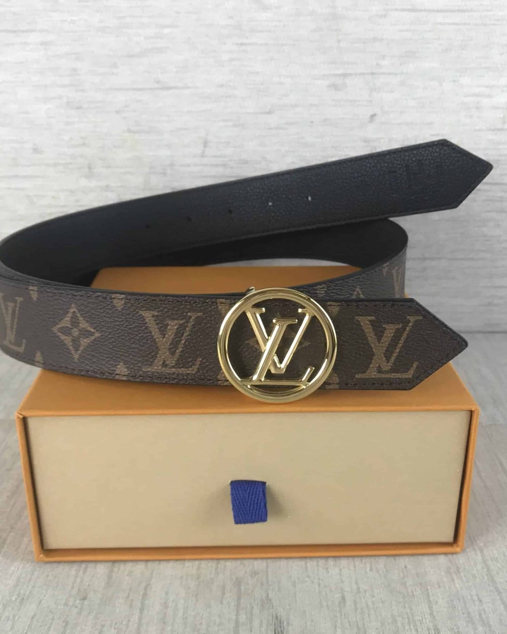 1:1 Replica Louis Vuitton LV Circle Reversible Belt Monogram Canvas, LV Women Belt M0564U