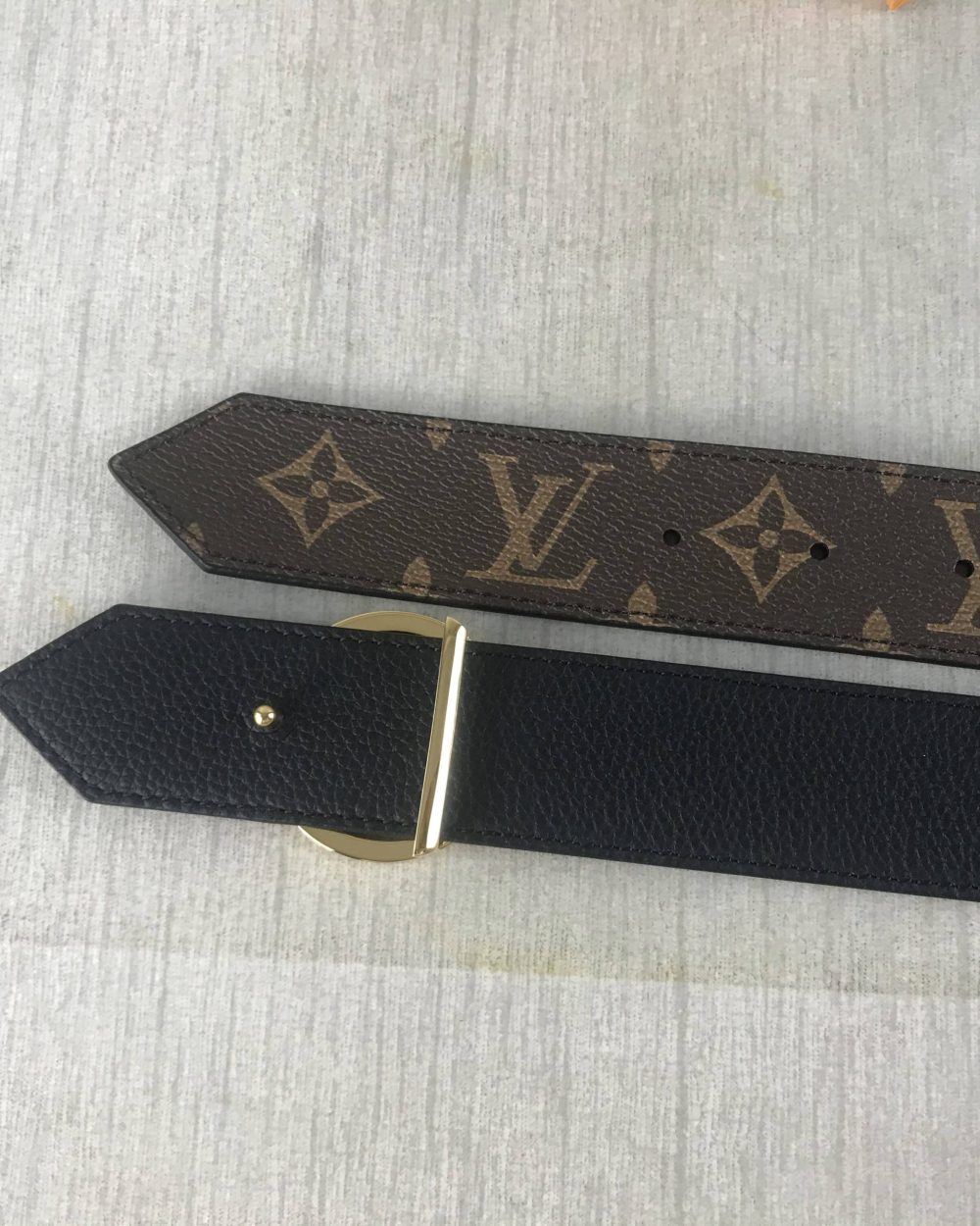 1:1 Replica Louis Vuitton LV Circle Reversible Belt Monogram Canvas, LV Women Belt M0564U