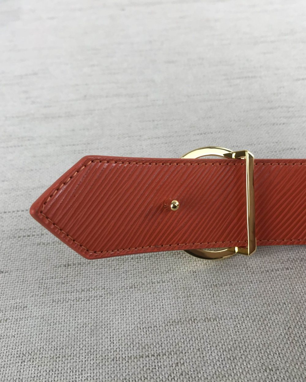 1:1 Replica Louis Vuitton LV Circle Reversible Monogram Canvas, LV Women Belt M9936V