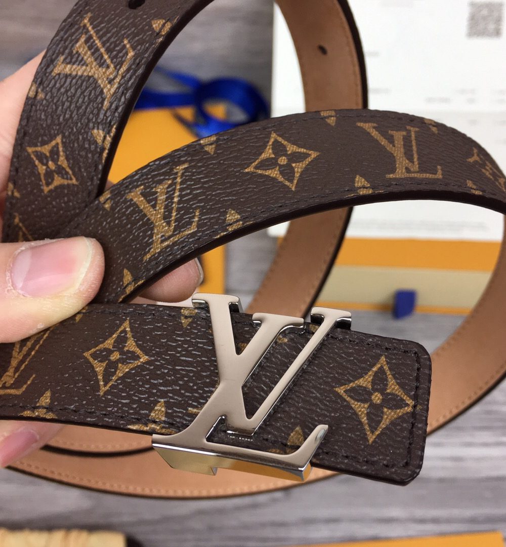 1:1 Replica Louis Vuitton LV Iconic Reversible Belt Monogram Canvas, LV Women Belt M0527V