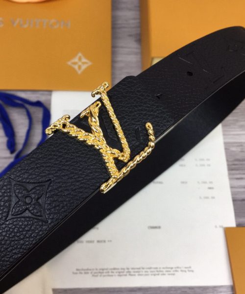 1:1 Replica Louis Vuitton LV Iconic Reversible Belt Taurillon Monogram Gold Toned Hardware LV Women Belt