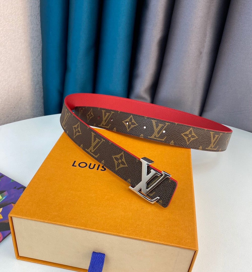 1:1 Replica Louis Vuitton LV Initiales Belt Red