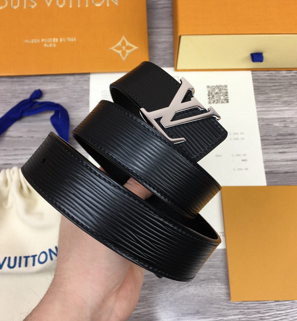 1:1 Replica Louis Vuitton LV Initiales Reversible Belt Epi, LV Women Belt M0324S