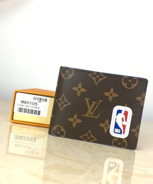 1:1 Replica Louis Vuitton LV x NBA Multiple Wallet Monogram Canvas For Men, Men's Wallet 4.5in/11.5cm LV M80105