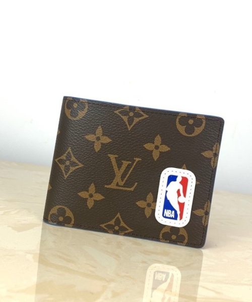1:1 Replica Louis Vuitton LV x NBA Multiple Wallet Monogram Canvas For Men, Men's Wallet 4.5in/11.5cm LV M80105