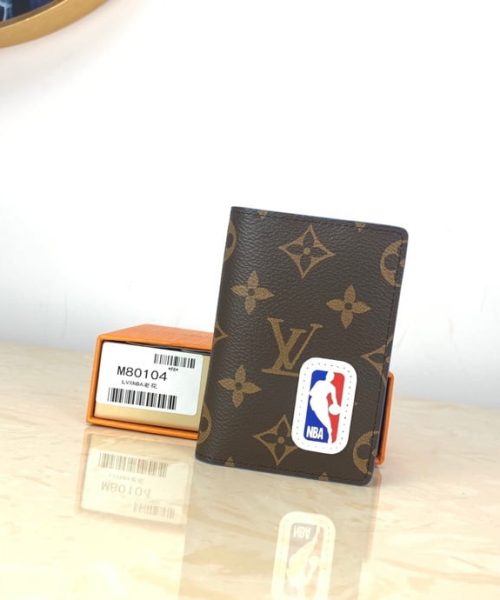 1:1 Replica Louis Vuitton LV x NBA Pocket Organizer Monogram Canvas For Men, Men's Wallet 4.3in/11cm LV M80104
