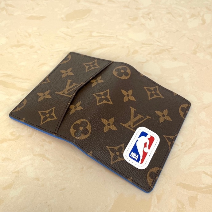 1:1 Replica Louis Vuitton LV x NBA Pocket Organizer Monogram Canvas For Men, Men's Wallet 4.3in/11cm LV M80104 - Image 3