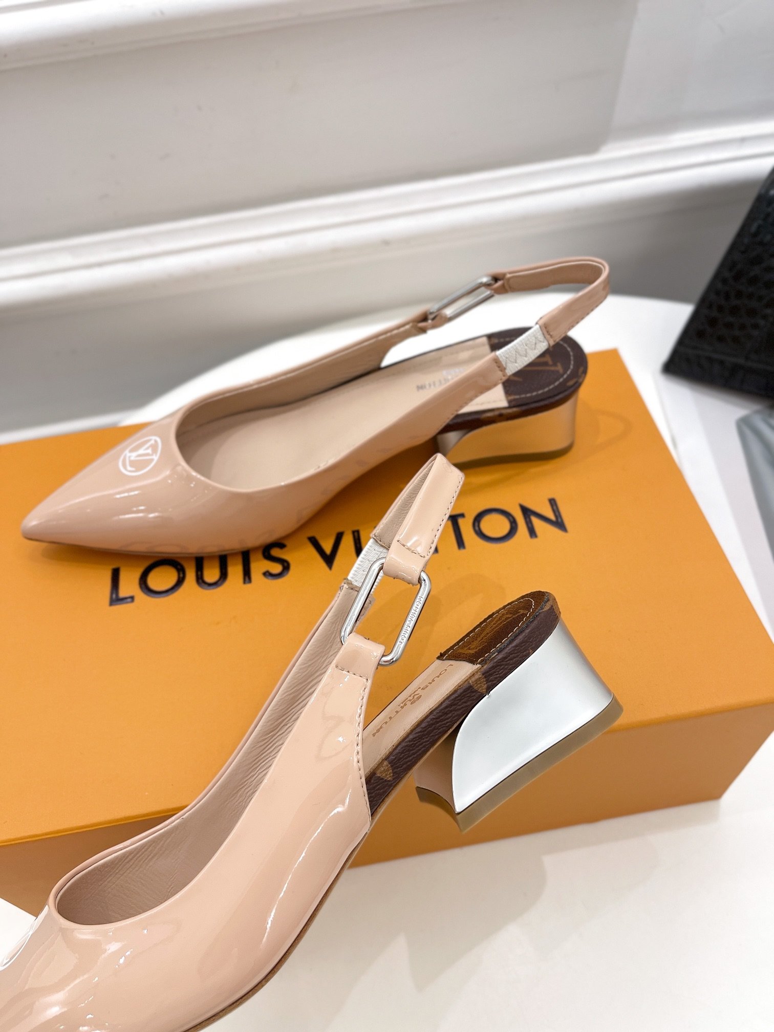 Louis Vuitton Magnetic Slingback Pump Nude For Women LV - Image 3