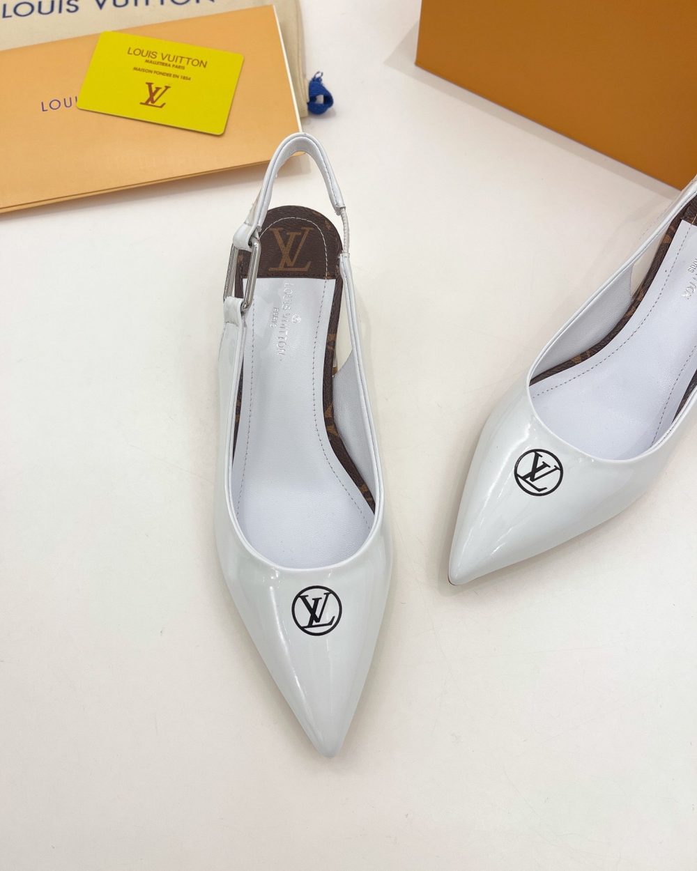 Louis Vuitton Magnetic Slingback Pump White For Women LV