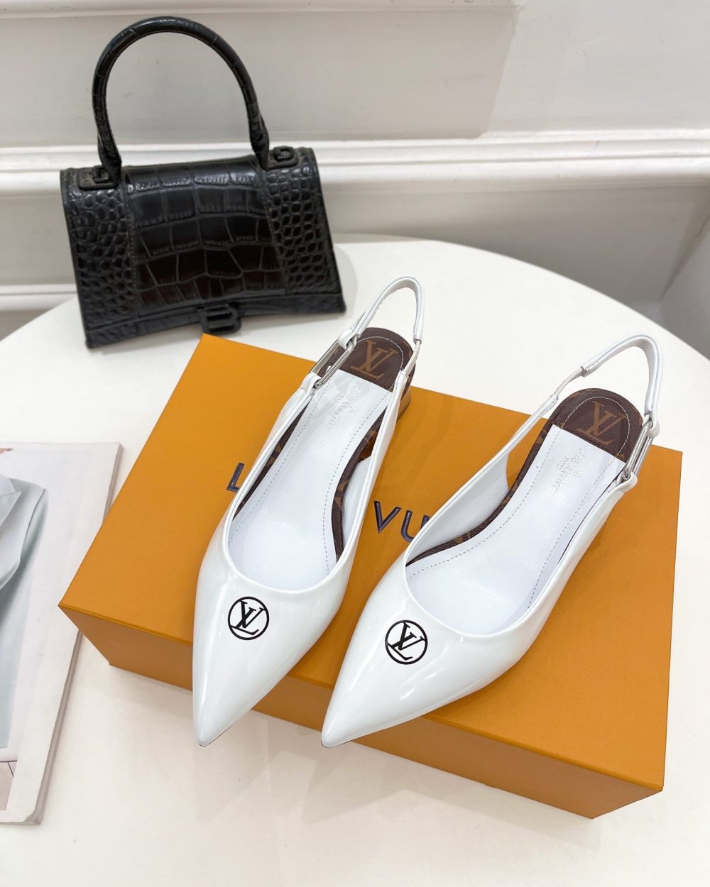 Louis Vuitton Magnetic Slingback Pump White For Women LV