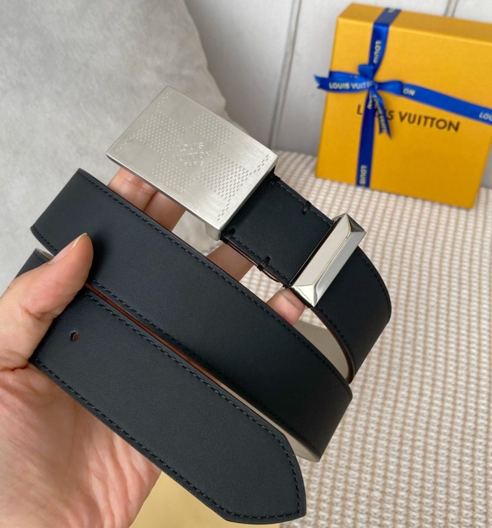 1:1 Replica Louis Vuitton Metropole LV Belt Black LV Women Belt