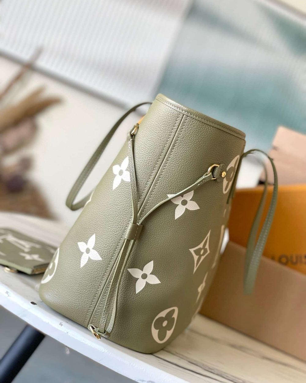 1:1 Replica Louis Vuitton LV Neverfull MM Monogram Empreinte Leather Black Luxury Bag For Women M46649 - 31cm/ 12.2in