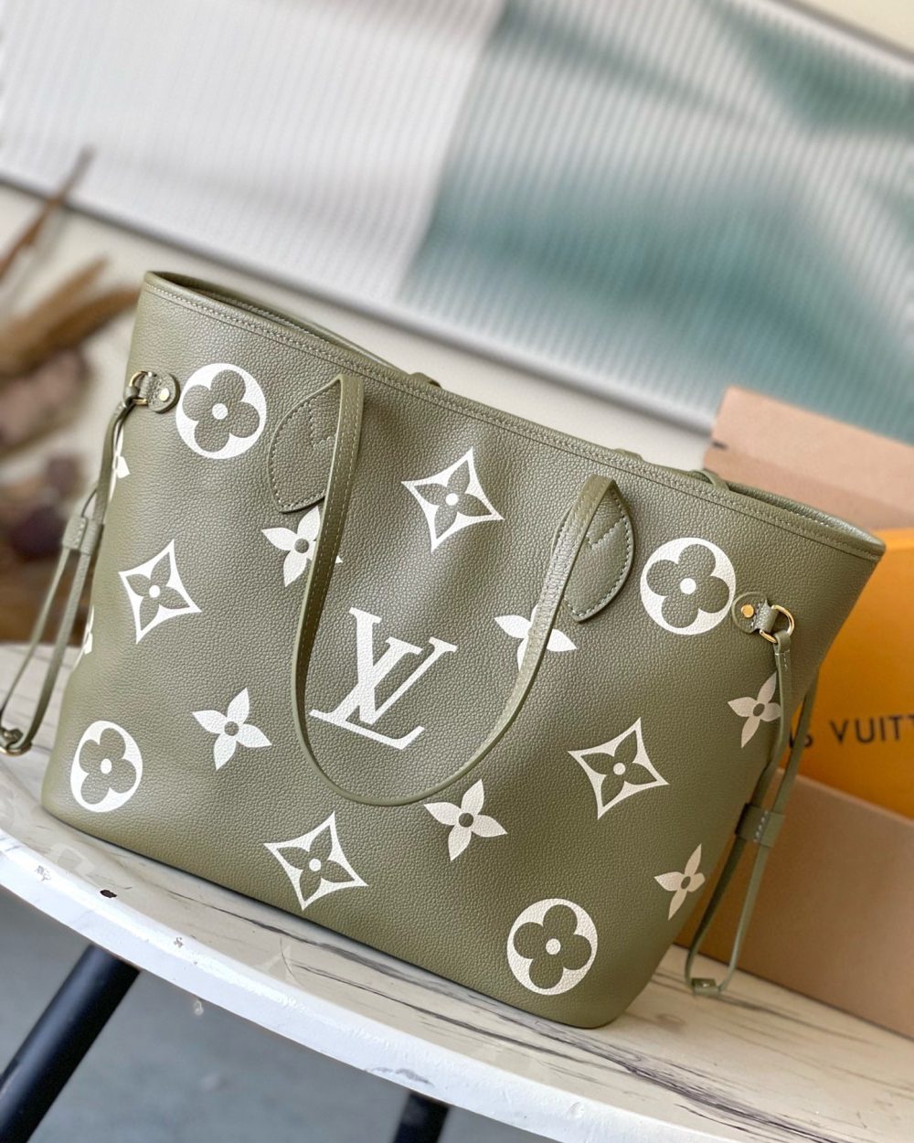 1:1 Replica Louis Vuitton LV Neverfull MM Monogram Empreinte Leather Black Luxury Bag For Women M46649 - 31cm/ 12.2in