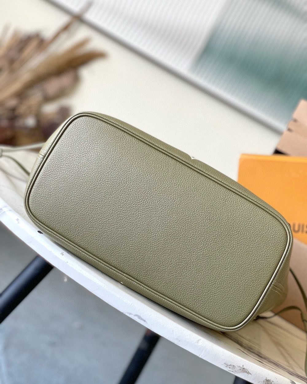 1:1 Replica Louis Vuitton LV Neverfull MM Monogram Empreinte Leather Black Luxury Bag For Women M46649 - 31cm/ 12.2in