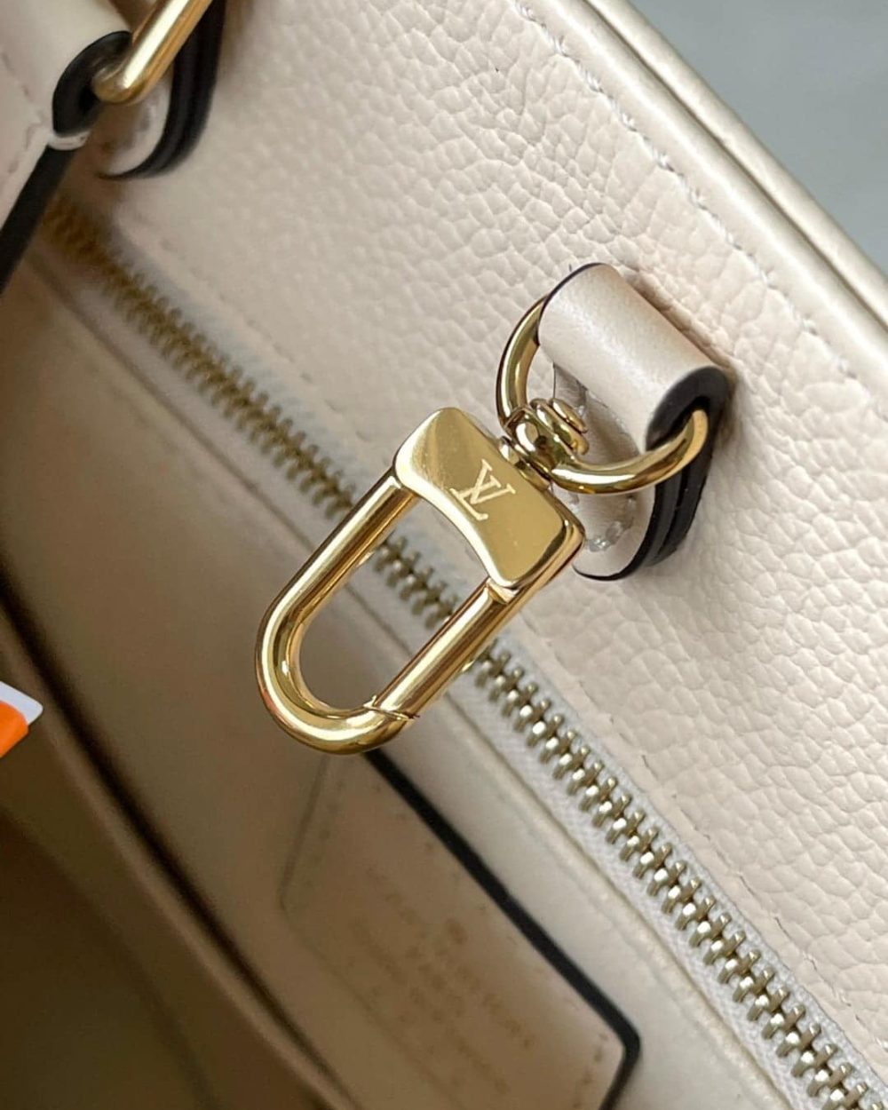 1:1 Replica Louis Vuitton LV Onthego MM Monogram Empreinte Leather Luxury Bag For Women M46531 - 35cm