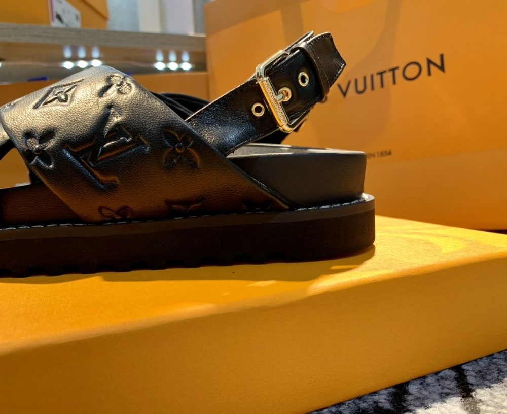 Louis Vuitton Paseo Flat Comfort Sandal Black For Women LV 1A9RDO
