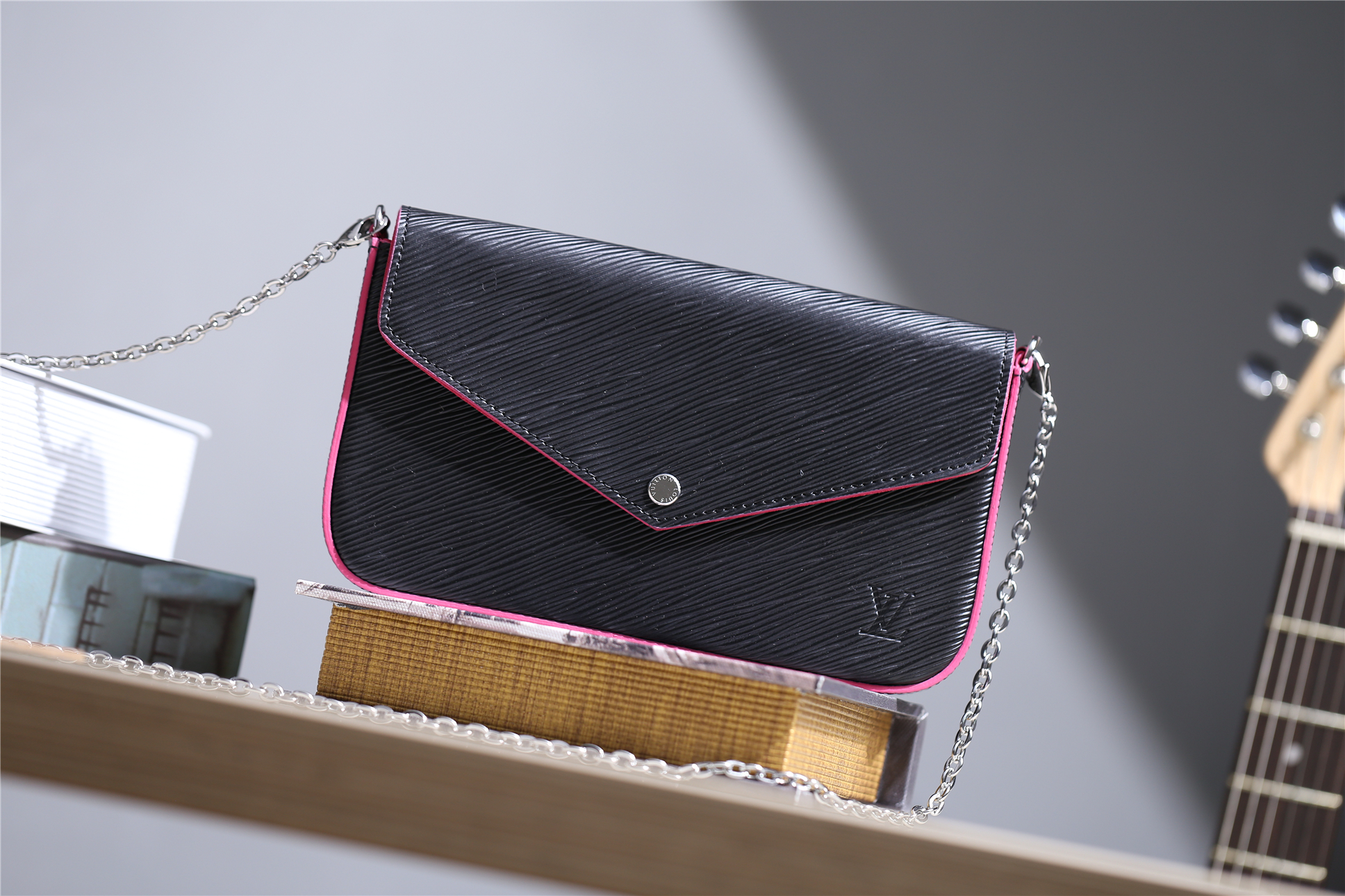 1:1 Replica Louis Vuitton Pochette Felicie Epi Black/Red For Women, Women's Wallets 8.3in/21cm LV - Image 9