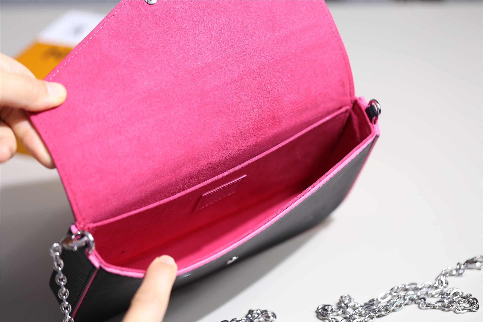 1:1 Replica Louis Vuitton Pochette Felicie Epi Black/Red For Women, Women's Wallets 8.3in/21cm LV - Image 7