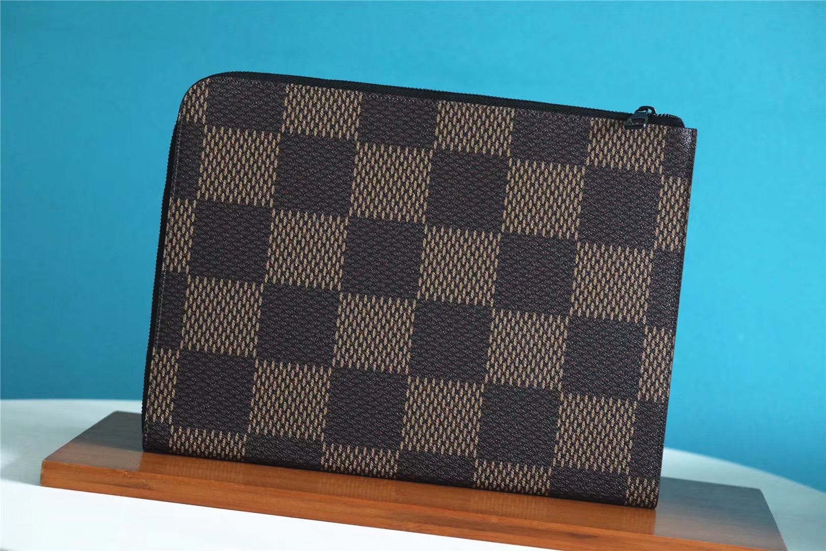 1:1 Replica Louis Vuitton Pochette Jour GM Damier Canvas By Virgil Abloh For Women, Women's Wallets 13.4in/34cm LV - Image 8