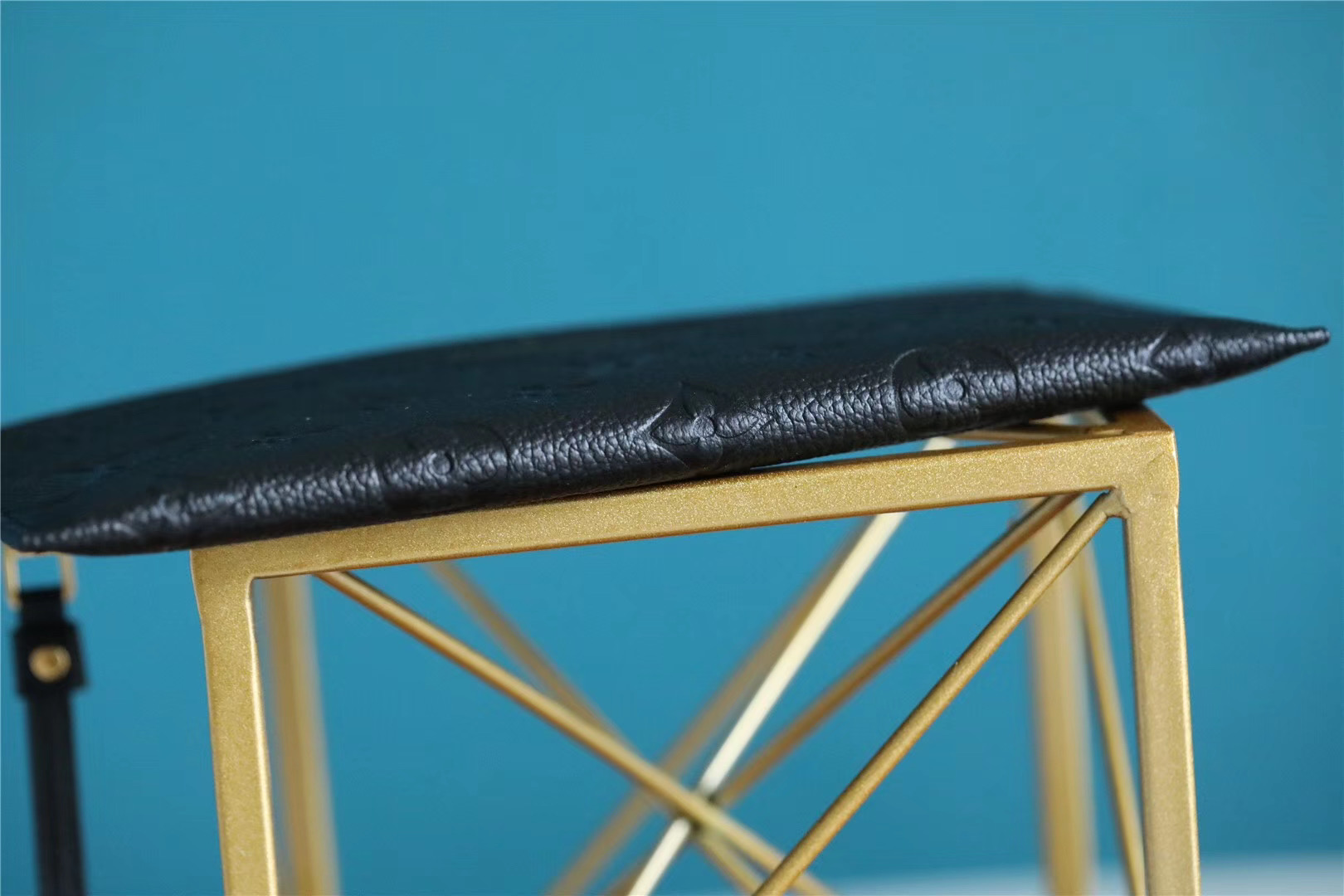 1:1 Replica Louis Vuitton Pochette Melanie BB Monogram Empreinte Black For Women, Women's Wallets 7.9in/20cm LV M68712 - Image 3