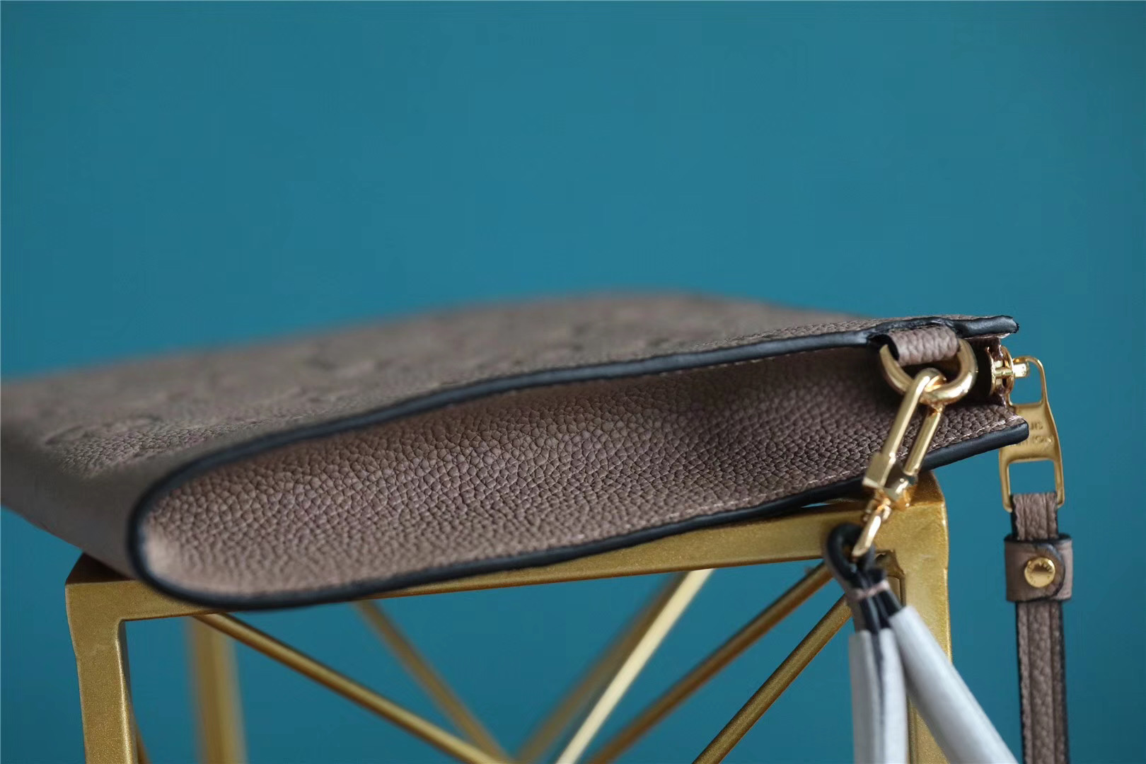 1:1 Replica Louis Vuitton Pochette Melanie MM Monogram Empreinte Beige For Women, Women's Wallets 9.2in/23cm LV - Image 3