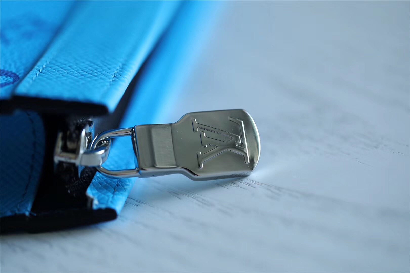 1:1 Replica Louis Vuitton Pochette Voyage MM Taiga and Monogram Eclipse Canvas Blue For Women, Women's Wallets 10.6in/27cm LV - Image 5