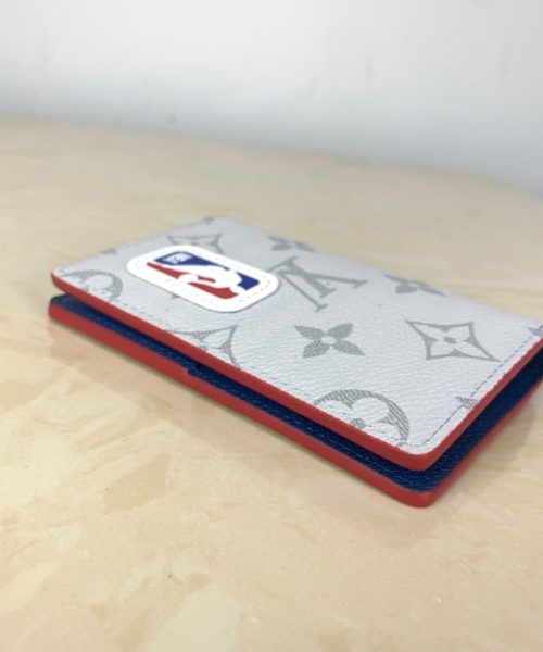 1:1 Replica Louis Vuitton Pocket Organizer Taurillon For Men, Men's Wallet 4.3in/11cm LV