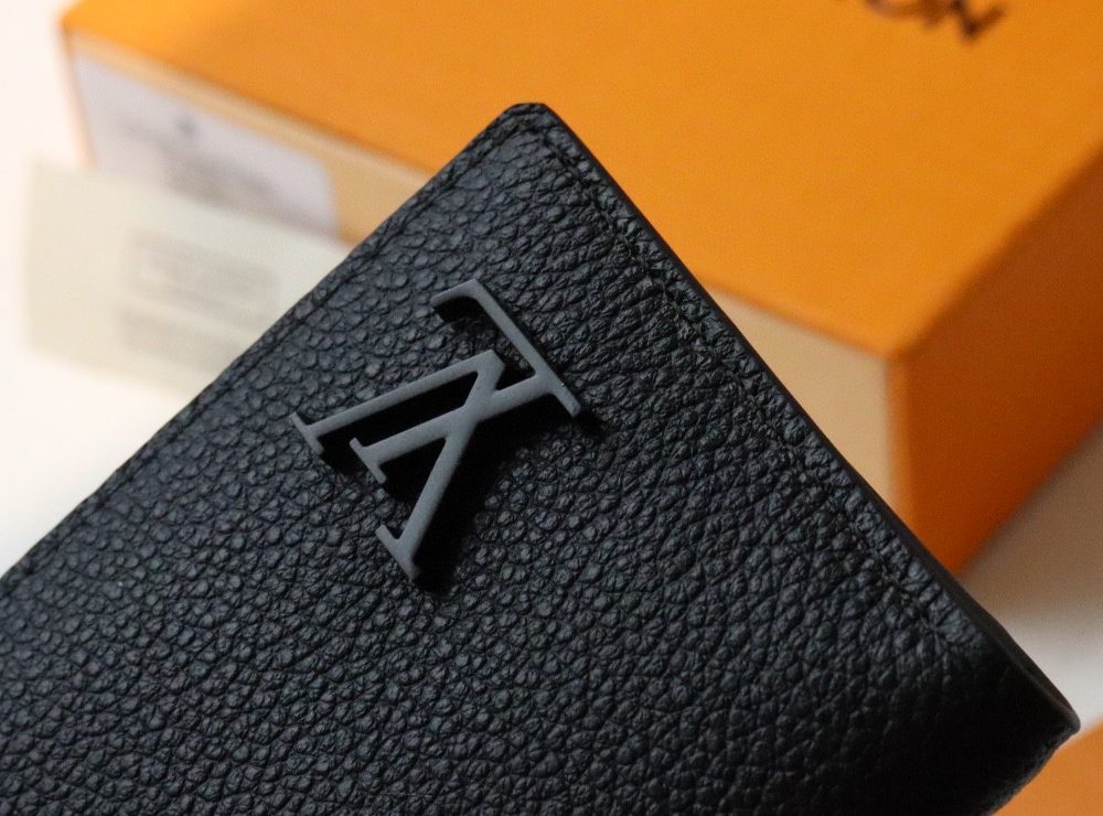 1:1 Replica Louis Vuitton Pocket Organizer The New LV Aerogram Version For Men, Men's Wallet 8cm LV M69979