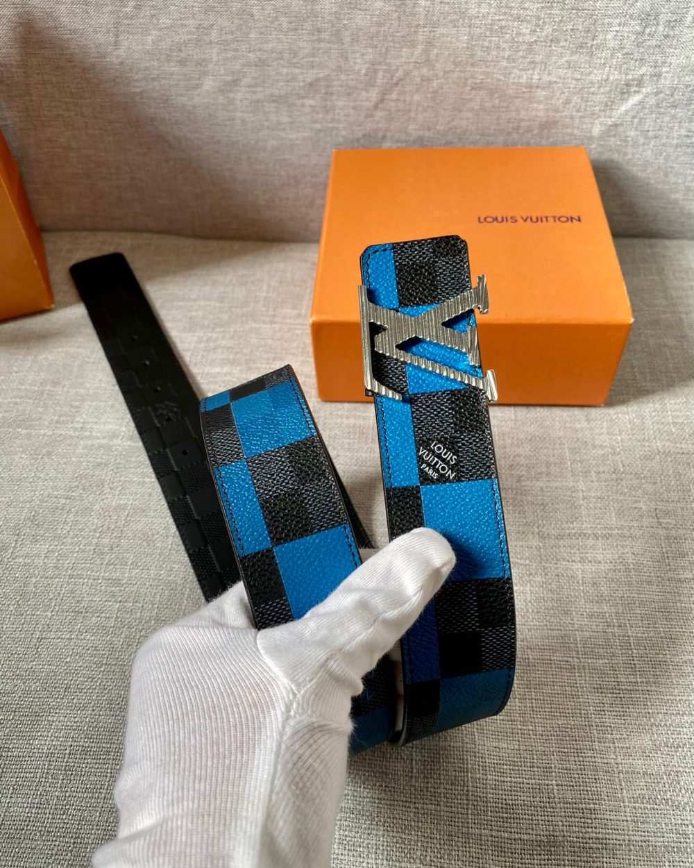 1:1 Replica Louis Vuitton Reversible LV Belt Damier Graphite 3D Canvas Blue and Black LV Women Belt